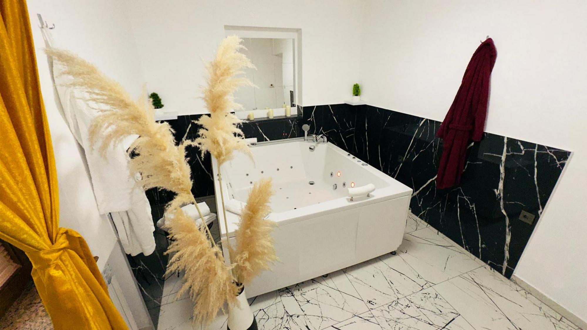 Hedonist Spa Jacuzzi Sarajevo Free Parking Zewnętrze zdjęcie